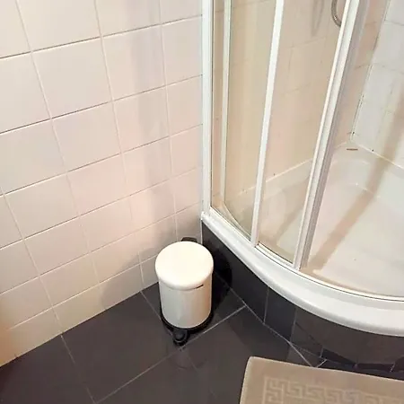 Dom Imprezowy Z Noclegami