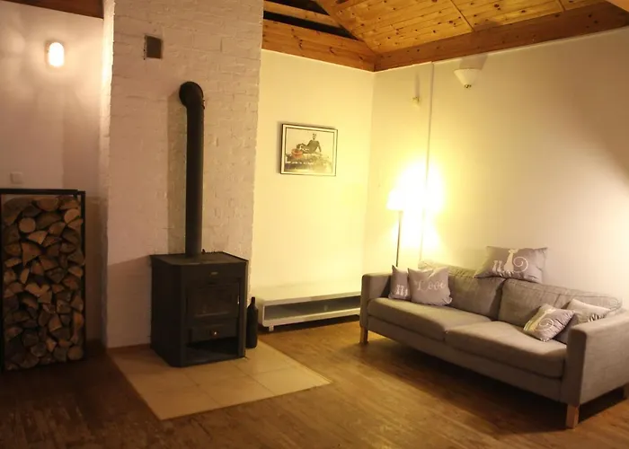 Dom Imprezowy Z Noclegami *