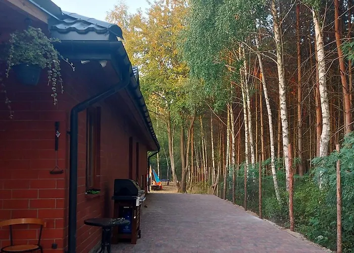 Dom Imprezowy Z Noclegami Lodge *