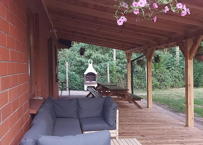 Dom Imprezowy Z Noclegami Lodge