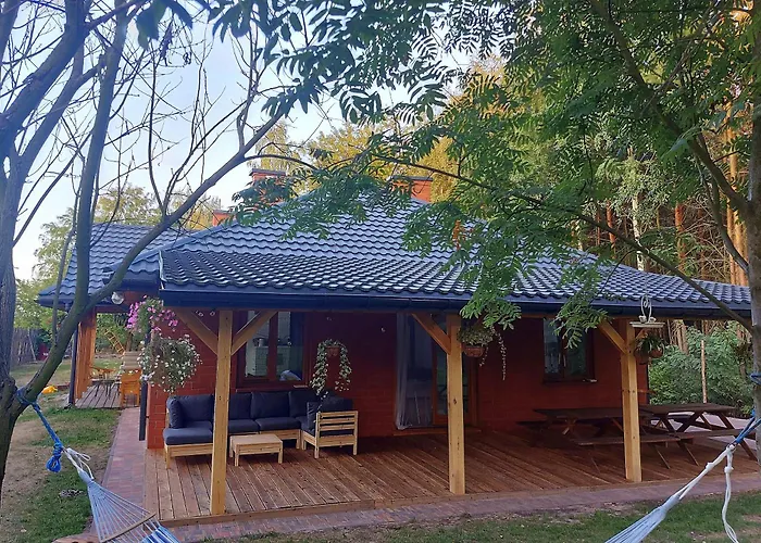 Lodge Dom Imprezowy Z Noclegami Dziecinow